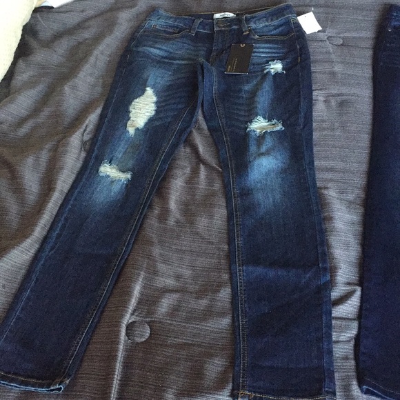 Sold - Picture 2 of 6